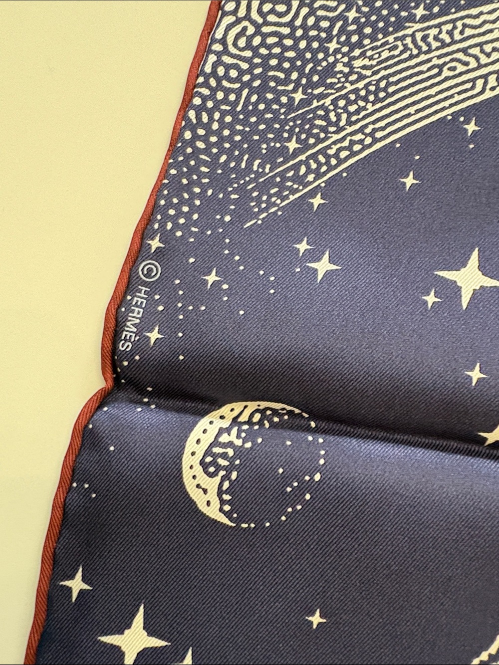 Hermes Navy Blue and White Clair de Lune Silk Scarf 70 - Picture 4 of 9